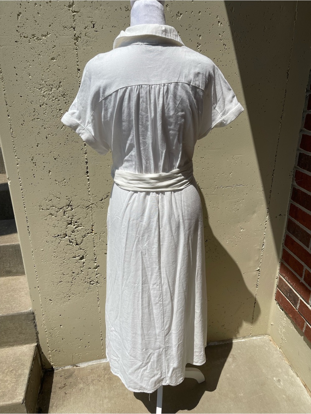 Dress Forum LA White Button-Front Linen Blend Belted Midi Dress Size Small - Picture 2 of 8